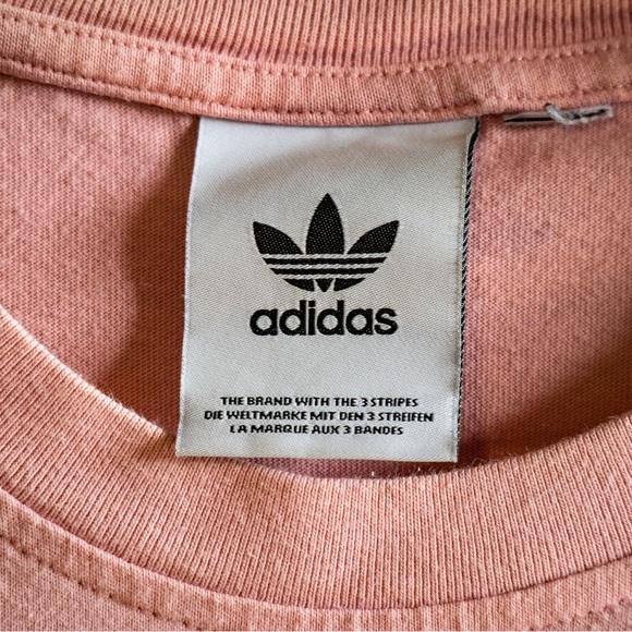 Pink adidas graphic tee - Picture 5 of 5
